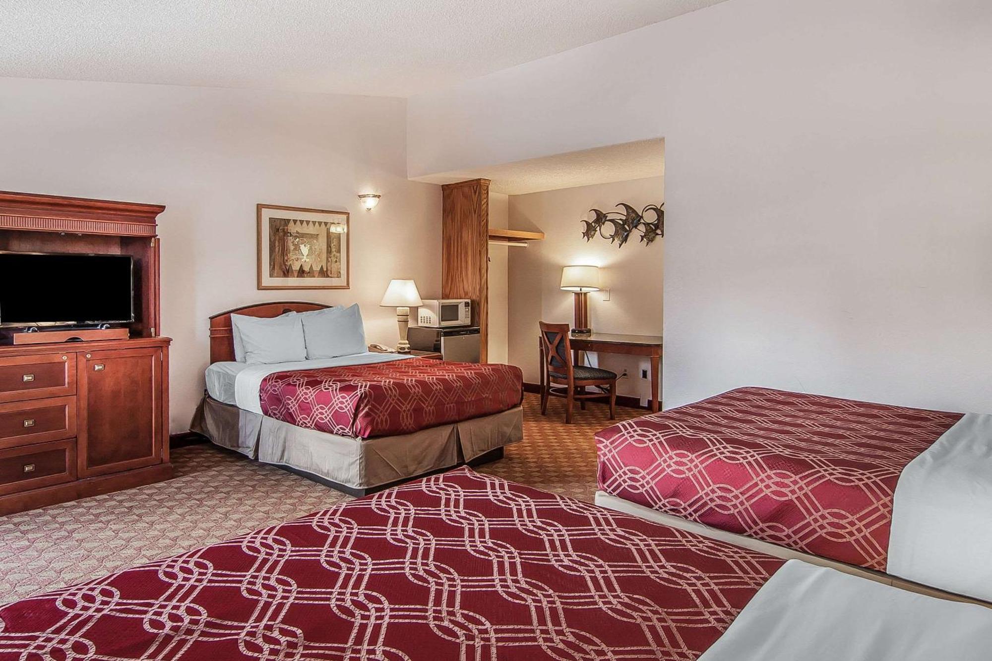Econo Lodge Inn & Suites Madras Exteriér fotografie