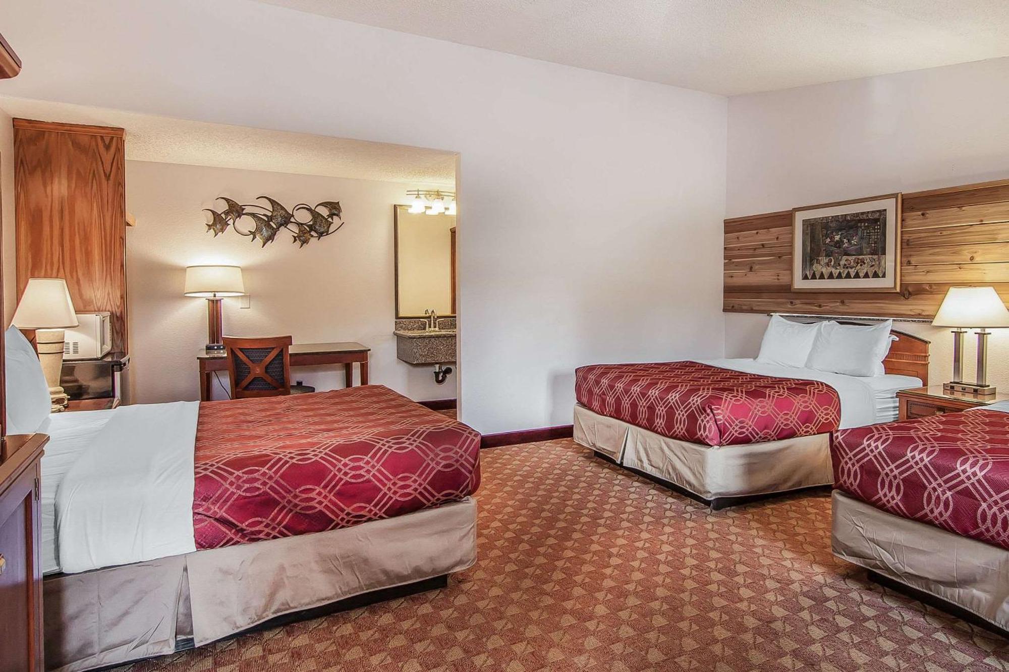 Econo Lodge Inn & Suites Madras Exteriér fotografie